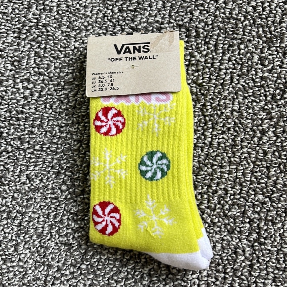 VANS “Off The Wall” Women’s socks  
NWT - Picture 11 of 16